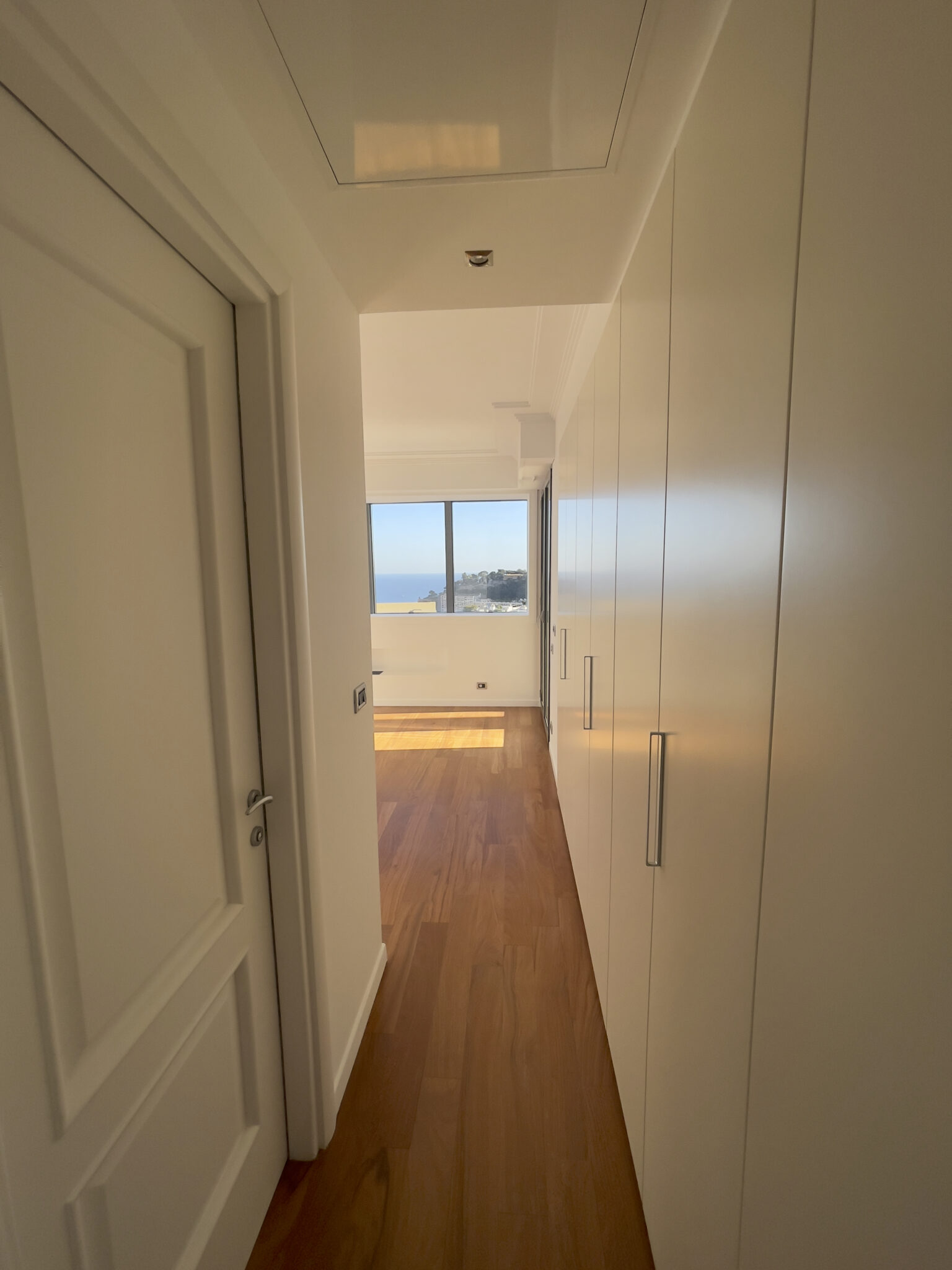 Superbe appartement 3 pièces avec terrasse panoramique sur le Port