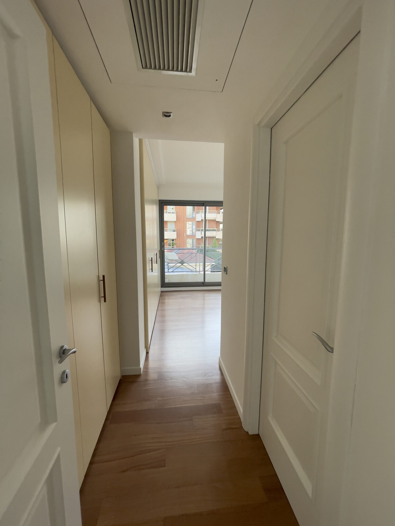 Superbe appartement 3 pièces avec terrasse panoramique sur le Port