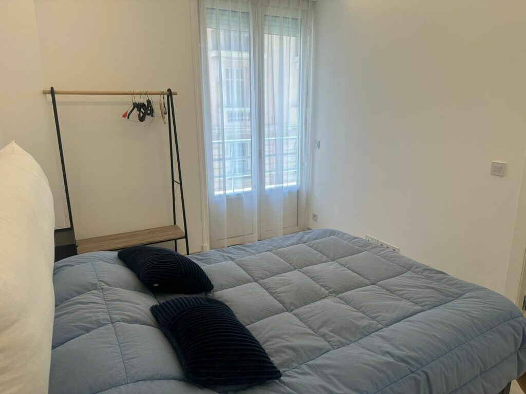 2 Rooms in Victoria - Monte Carlo